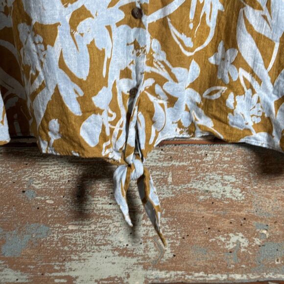 Ava&Viv Womens Yellow T-Shirt Floral Button Collared Short Sleeve Size 3X - Picture 4 of 7